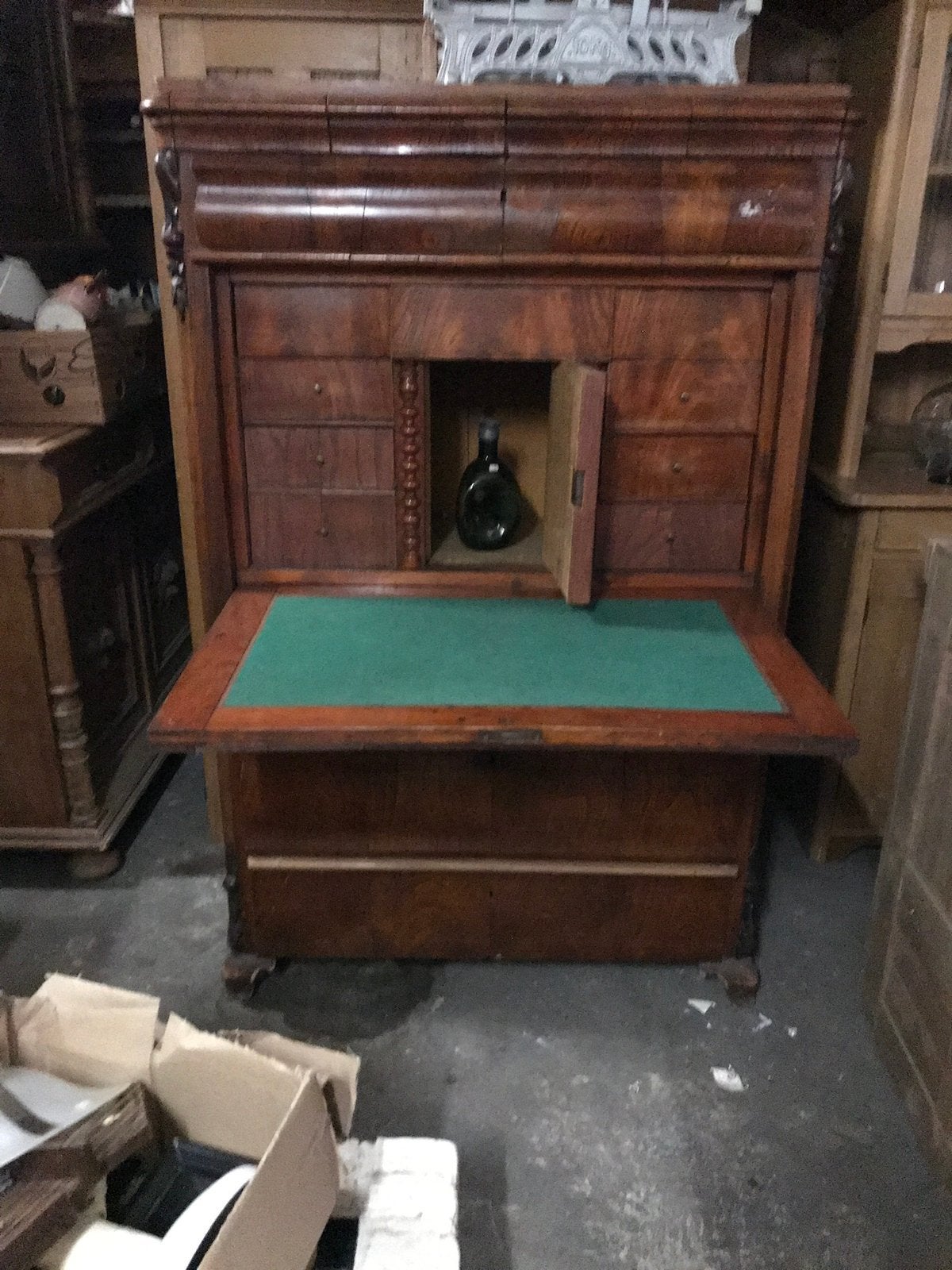 Mahonie secretaire, Ophalen