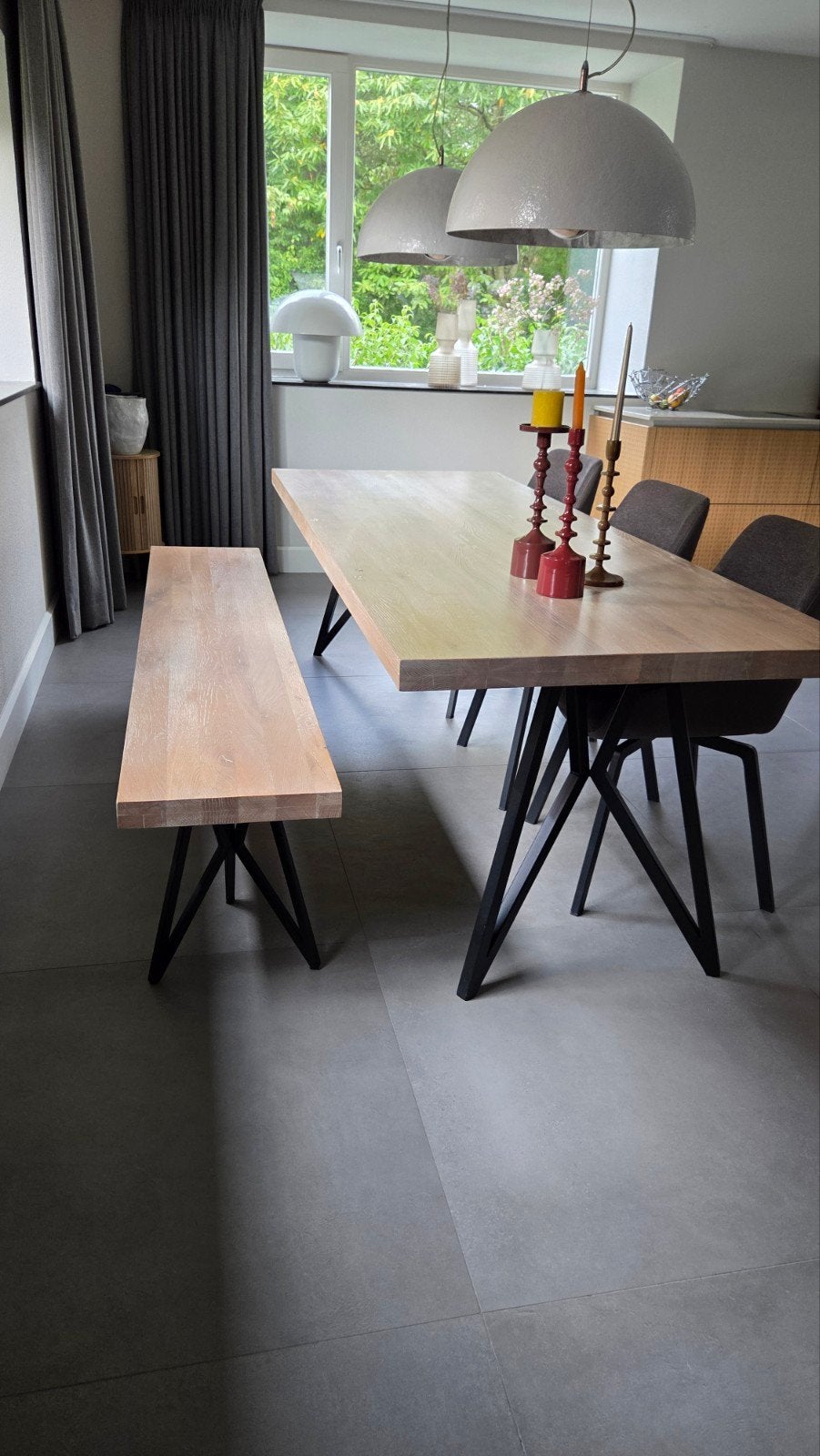 Butterfly Studio Henk eettafel (240x90) + eetbank (220), Ophalen, 200 cm of meer, 50 tot 100 cm, Zo goed als nieuw