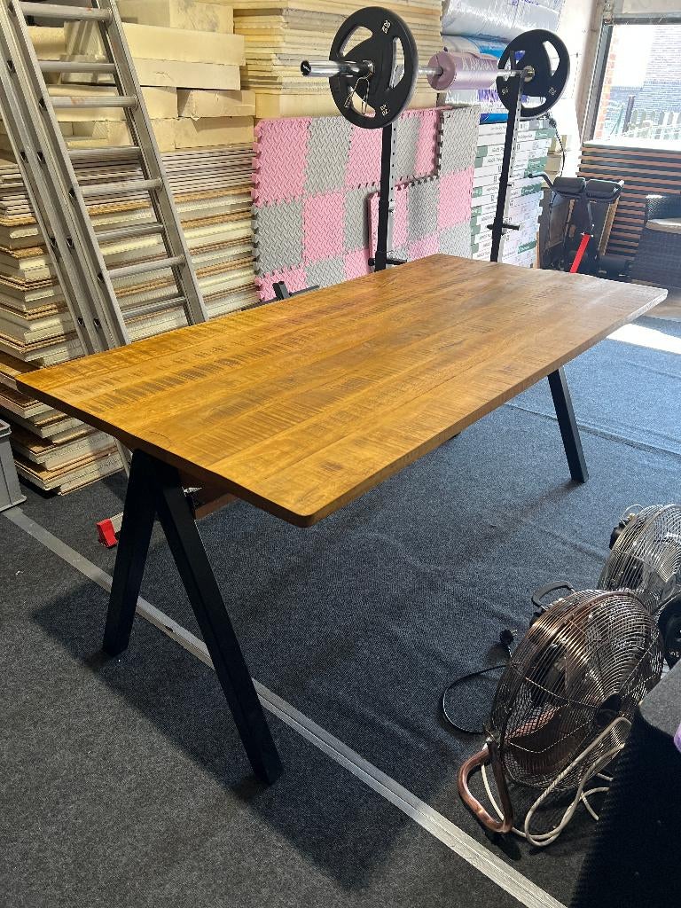 Industriele eettafel mangohout 180cm, Huis en Inrichting, Tafels | Eettafels, Ophalen, 200 cm of meer, 50 tot 100 cm, Zo goed als nieuw