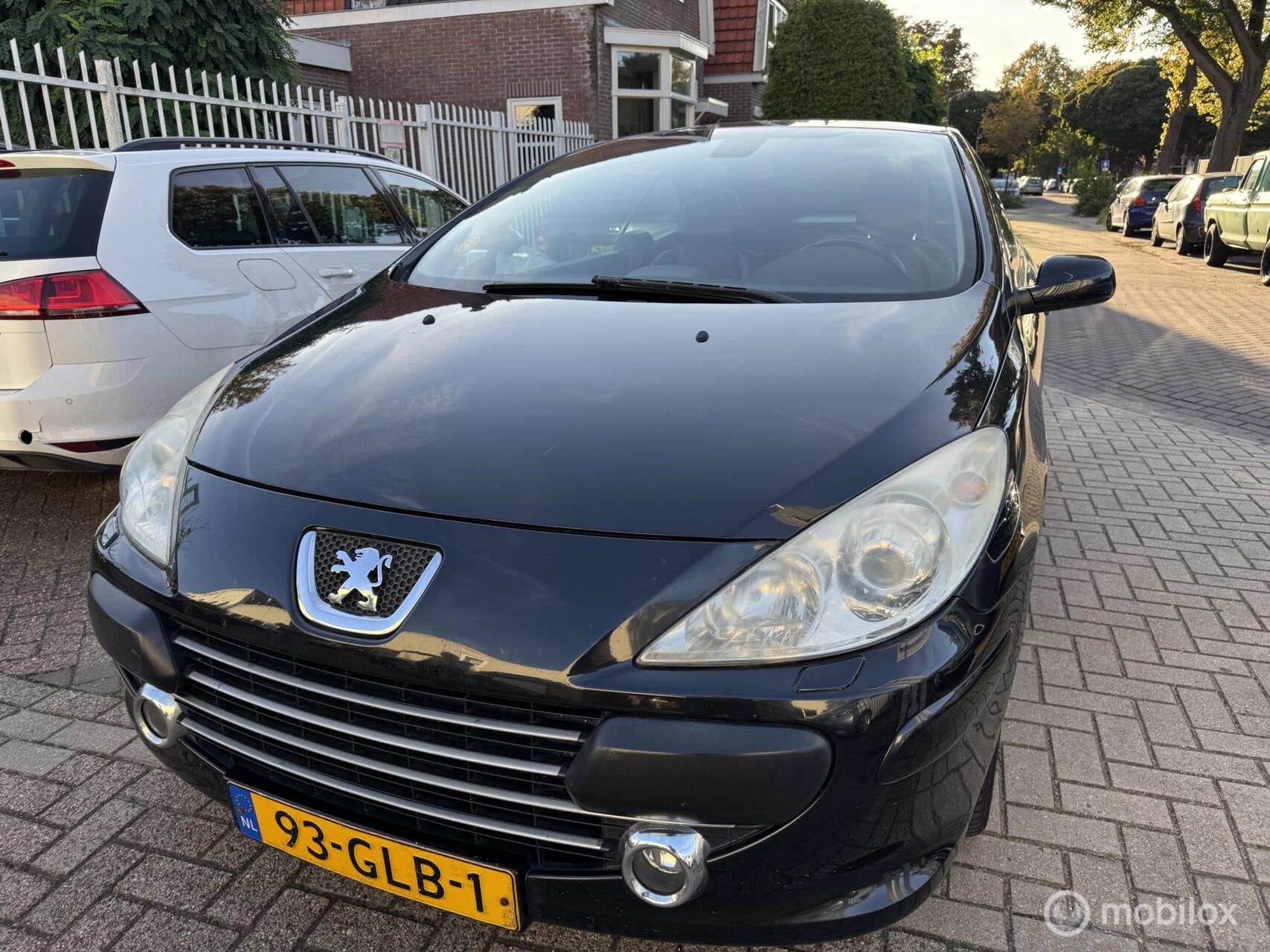 Peugeot 307 CC 2.0-16V, Voorwielaandrijving, Gebruikt, 4 cilinders, Cabriolet