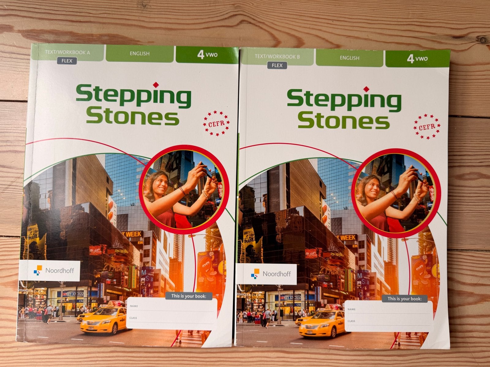 Stepping Stones Engels 4 VWO Tekst/Werkboek A & B, Ophalen of Verzenden, Zo goed als nieuw, VWO, Engels