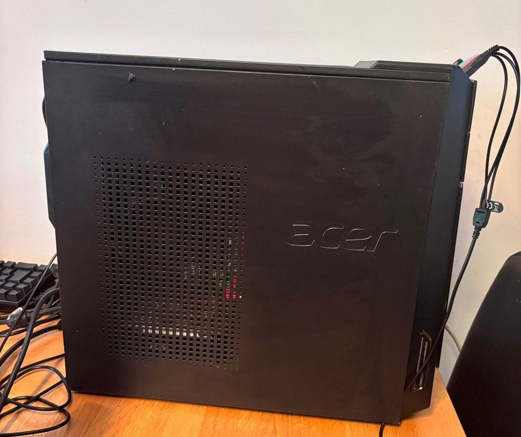 Game PC GTX 1050 4GB | SSD | Toetsenbord, RGB Mat & Speaker, Ophalen, 8 GB, Zo goed als nieuw, Gaming