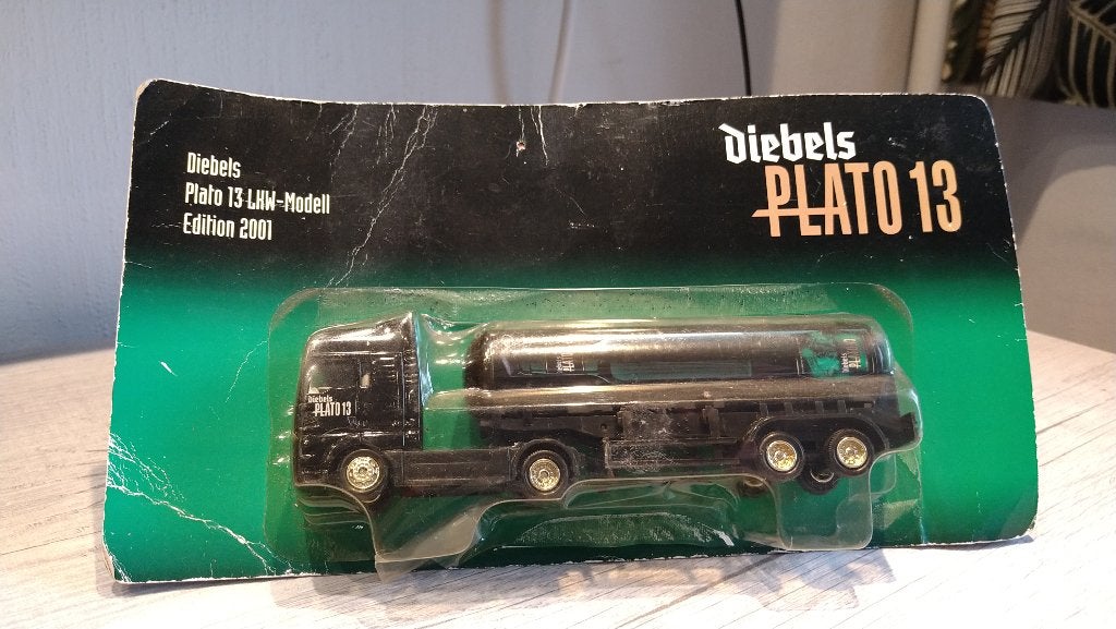 Diebels Plato 13 MAN TGA Tanker Edition 2001 Black 1:87, Ophalen of Verzenden, Nieuw, Bus of Vrachtwagen