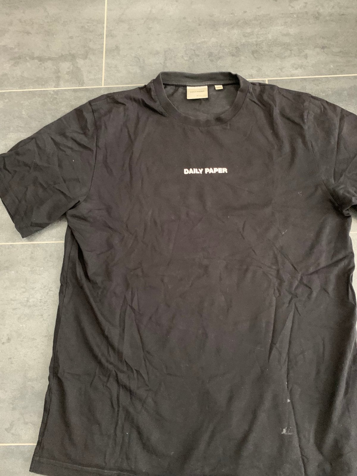 Daily paper tshirt, Ophalen of Verzenden, Zo goed als nieuw
