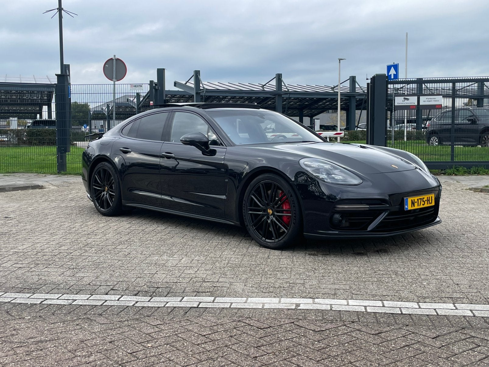 Porsche Panamera Turbo 4.0 V8 Bi-Turbo 550 PK | FULL OPTION, Automaat, 4 stoelen, Zwart, Vierwielaandrijving