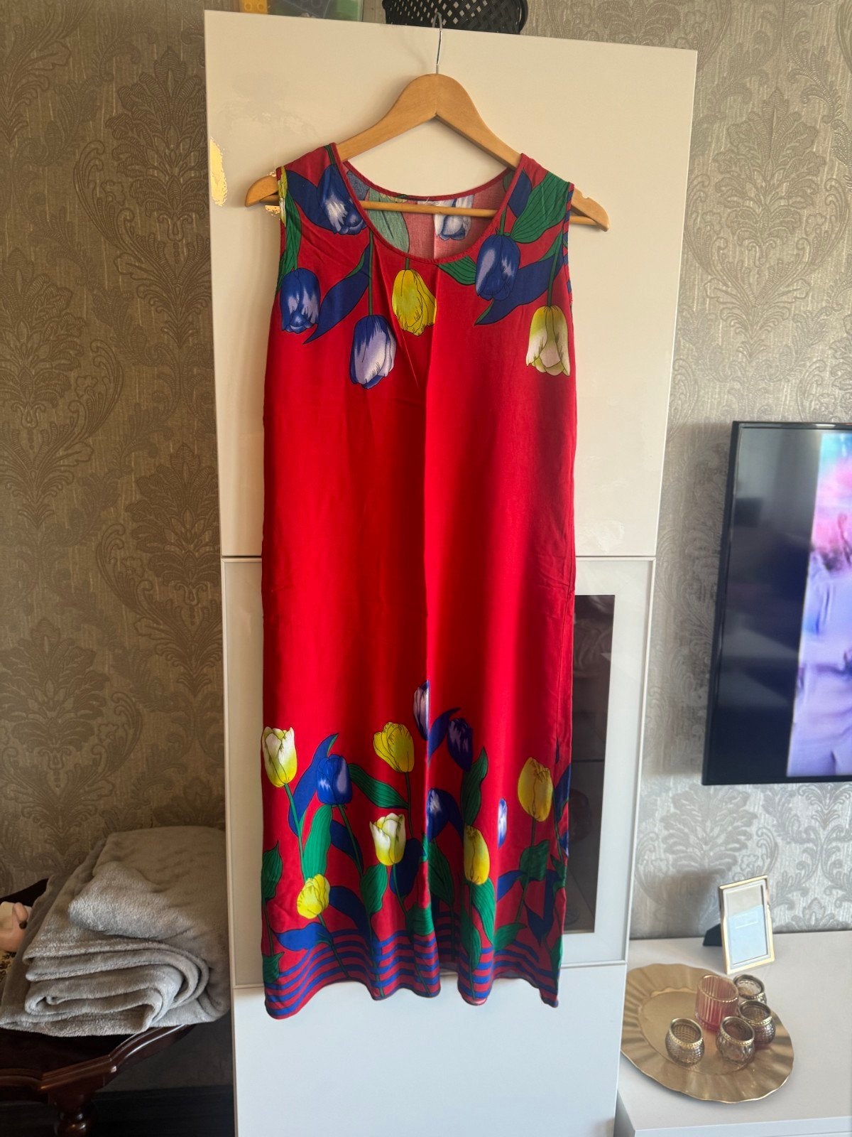 Zomerse rode jurk met bloemenprint - Maat M, Maat 38/40 (M), Ophalen of Verzenden, Gedragen, Rood