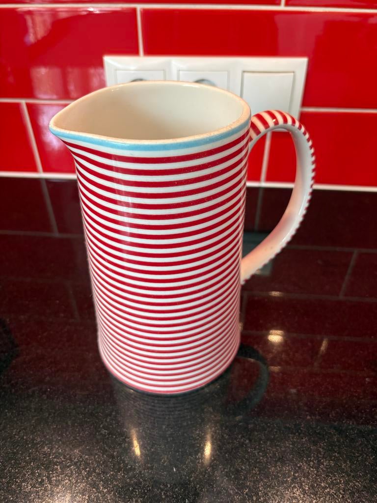 Greengate waterkan 1 liter rood/wit gestreept, Ophalen, Overige typen, Zo goed als nieuw, Steen/keramiek