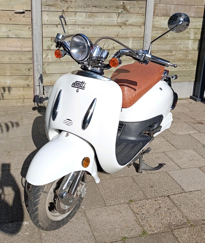 Ebretti elektrische scooter, Elektrisch, Zo goed als nieuw, Ophalen, Overige merken