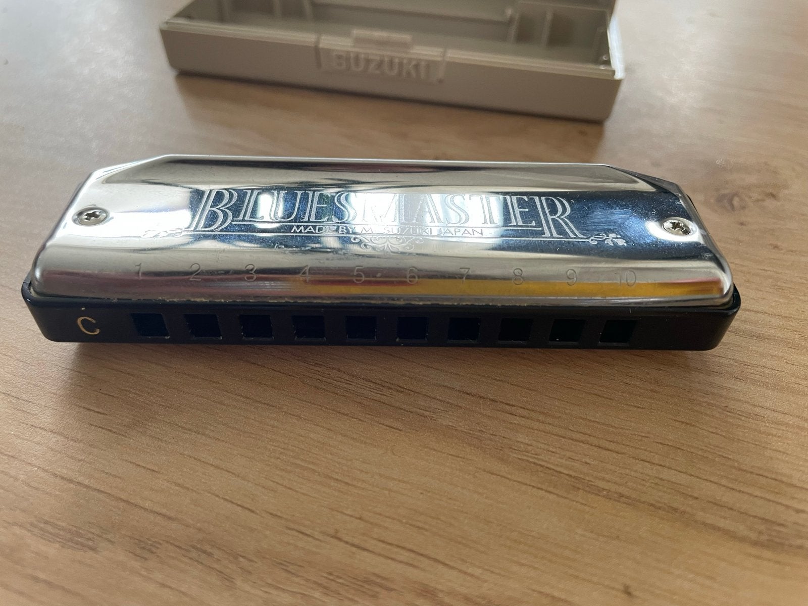 Suzuki Bluesmaster mondharmonica in C met doosje, Gebruikt, C-mondharmonica, Ophalen of Verzenden, Met koffer of doosje