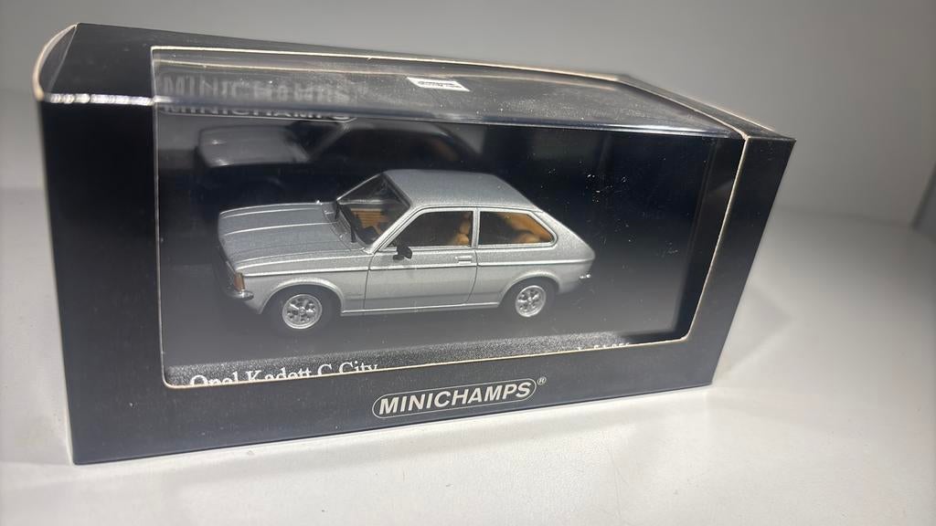 Opel kadett c city minichamps 1.43, Hobby en Vrije tijd, Modelauto's | 1:43, Auto, Ophalen of Verzenden, MiniChamps, A