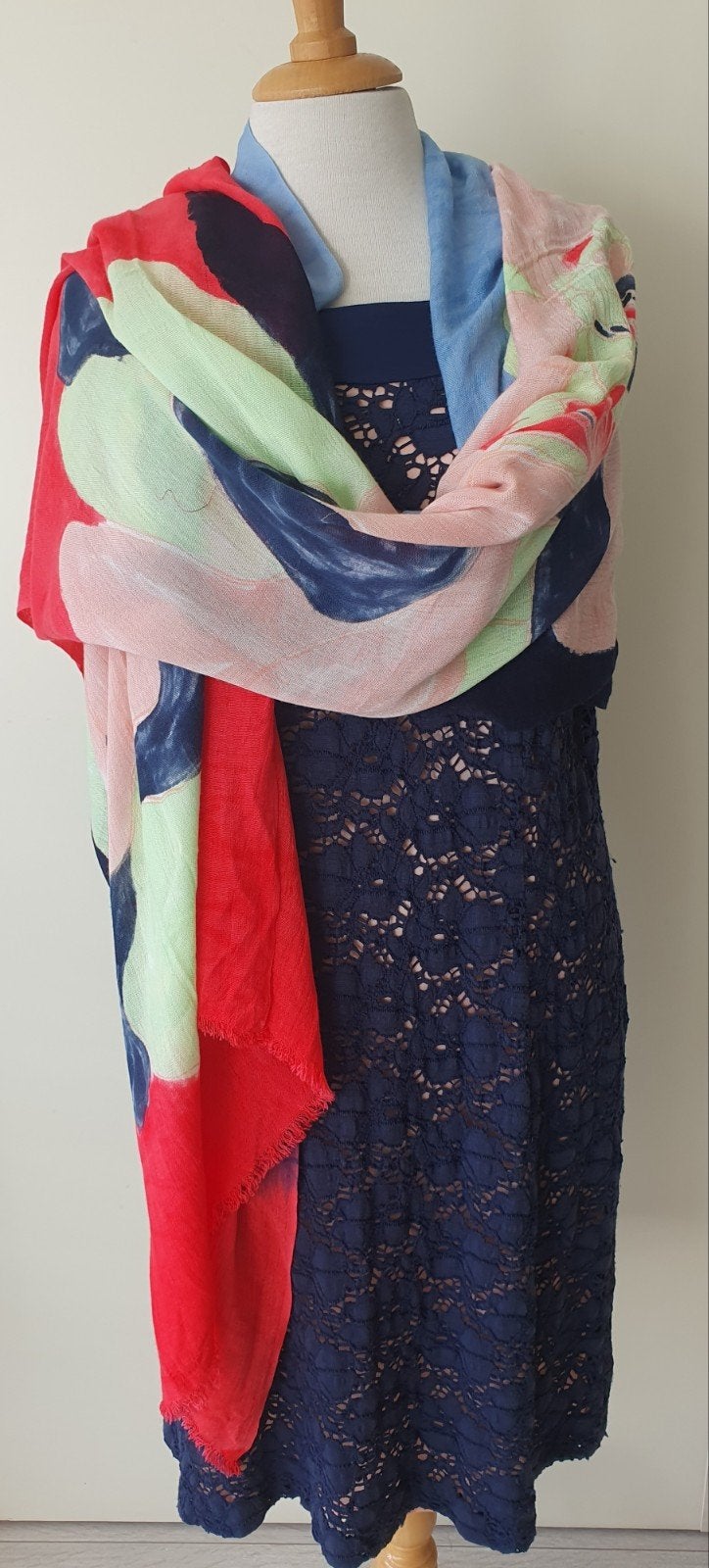 Sjaal/ Stola. 200x 70 cm, Kleding | Dames, Ophalen of Verzenden, Zo goed als nieuw