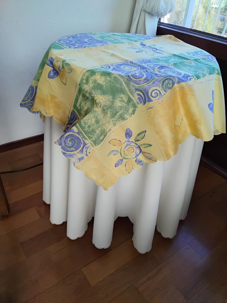 Gezellig topkleedje / dekservet 90x90 cm - Nieuw, Ophalen of Verzenden, Nieuw, Vierkant
