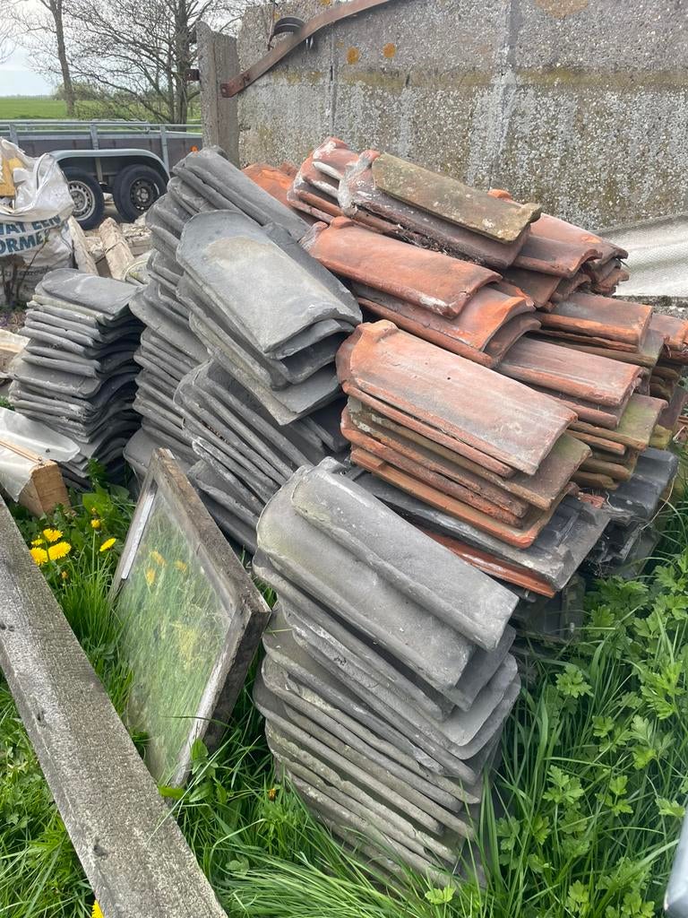 Dakpannen circa 500 stuks, Doe-het-zelf en Verbouw, Dakpannen en Dakbedekking, Ophalen, Steen of Klei, Zo goed als nieuw, 15 m² of meer