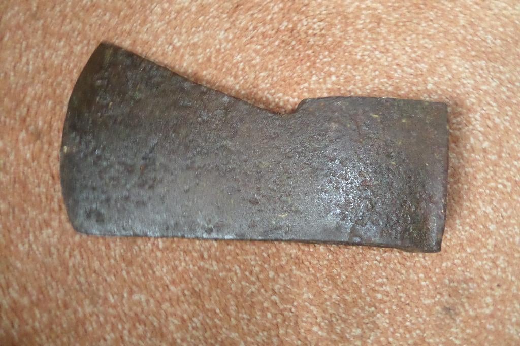 Bijlkop - 2500 gram - 23 x 12,5 cm blad - €20,-, Ophalen