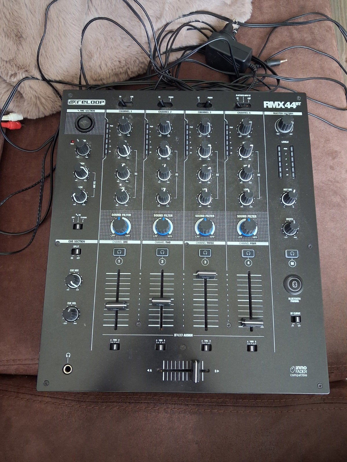 Mengpaneel!! Reloop RMX44BT, Ophalen of Verzenden, Zo goed als nieuw