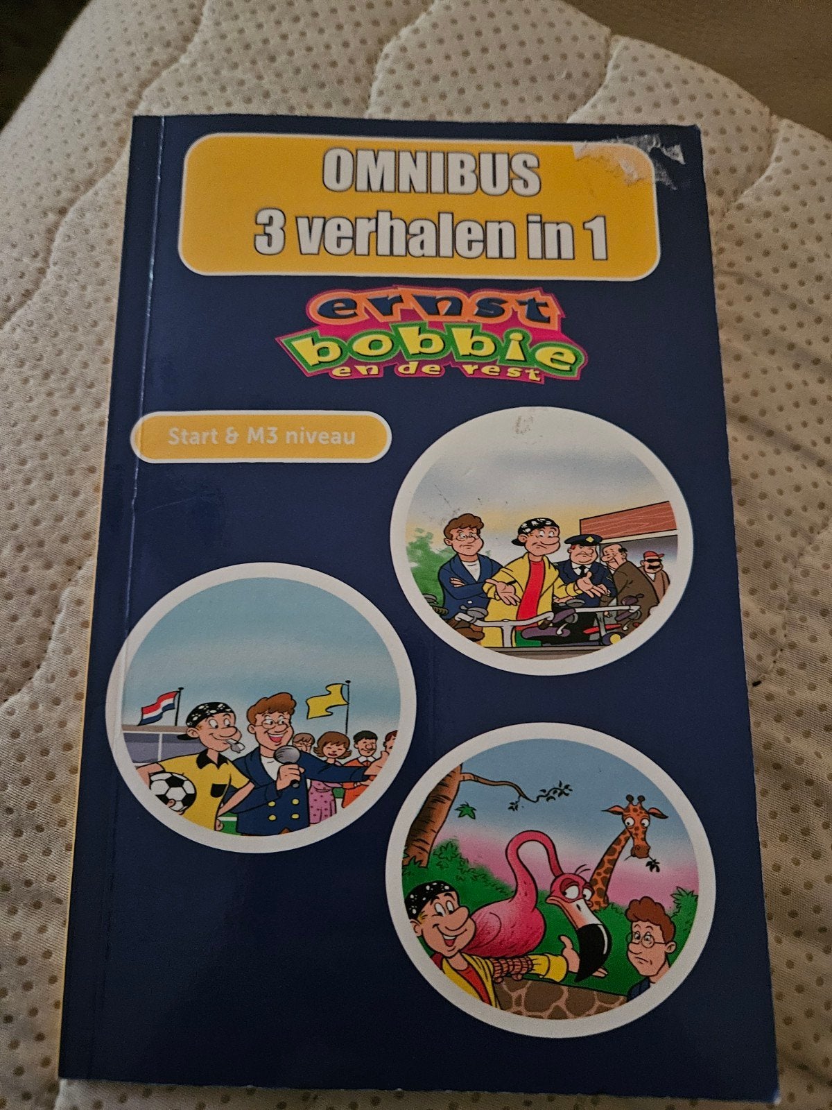 Ernst, Bobbie en de rest - Omnibus 3 verhalen in 1, Ophalen of Verzenden, Zo goed als nieuw, Gert-Jan van den Heuvel, Fictie