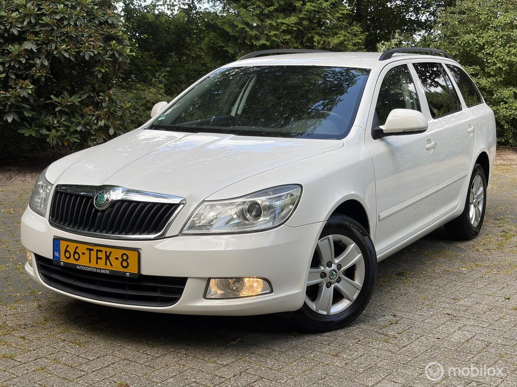 Skoda Octavia Combi..€1999,- 1.2 TSI Comfort, Voorwielaandrijving, Euro 5, Stof, Gebruikt
