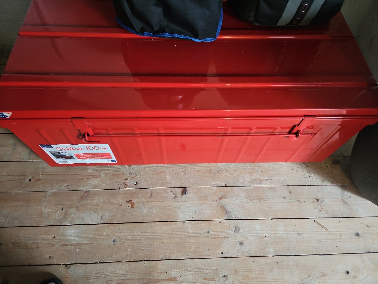 Rode stalen kist 100x55x40 cm, 175 liter, afsluitbaar, Ophalen