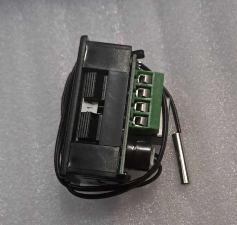 Digitale Inbouw Thermostaat 12V met Waterdichte NTC Sensor, Ophalen of Verzenden, Nieuw