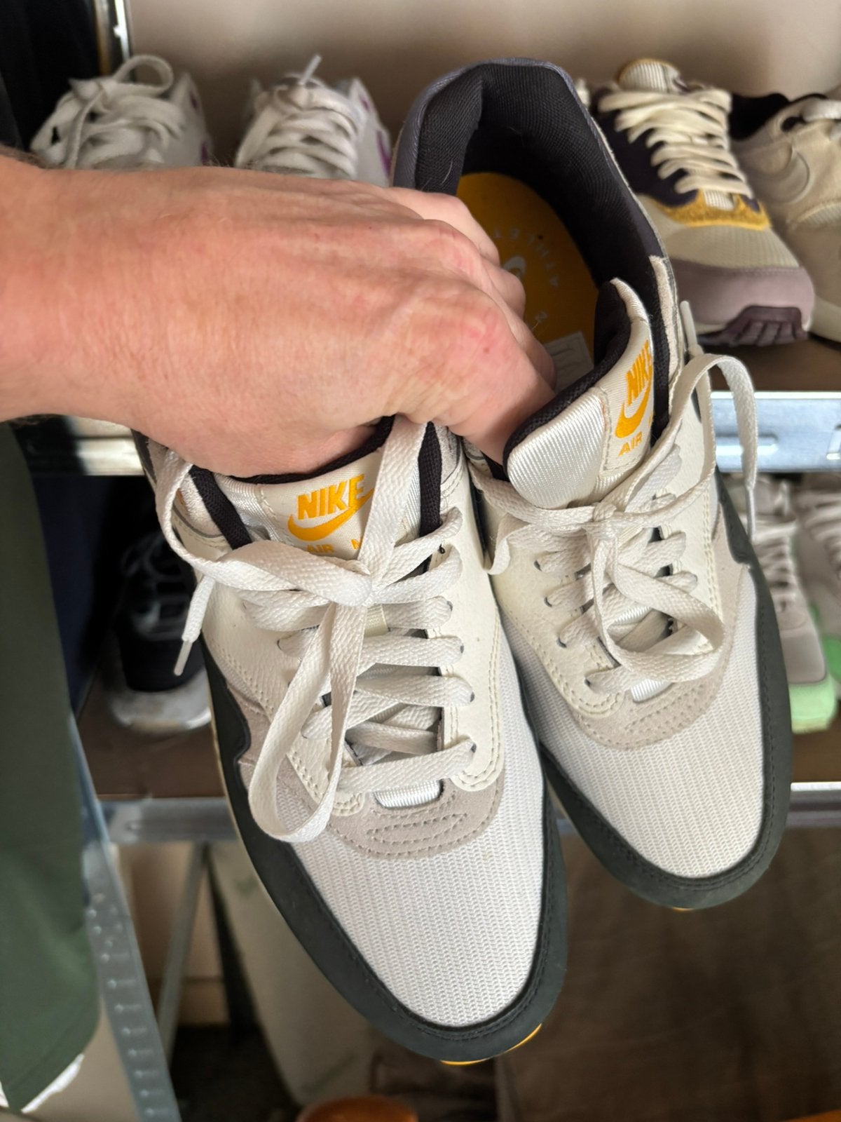 Nike air max 1 athletic department maat 41, Ophalen of Verzenden, Zo goed als nieuw, Overige kleuren