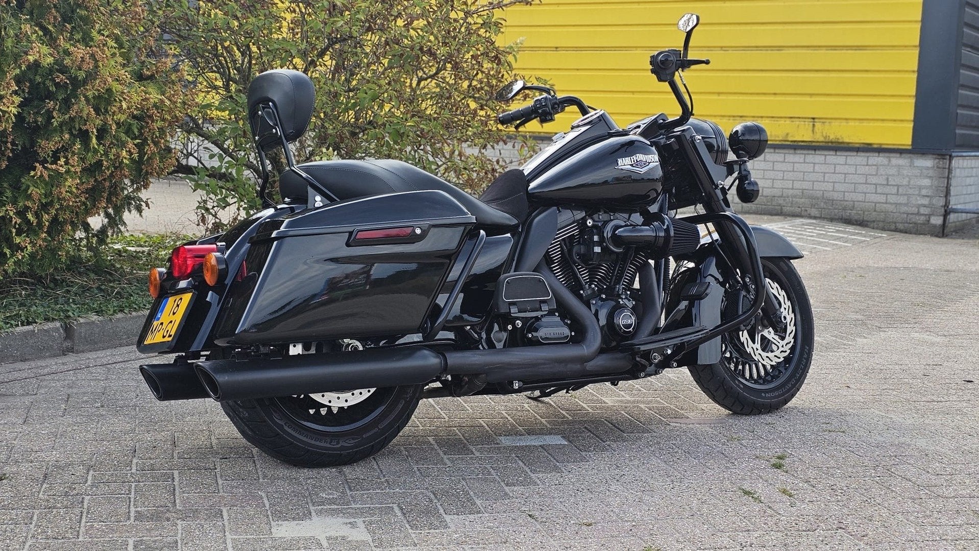Harley Davidson FLHRC Road King 103 Classic BLACK EDITION CU, 1688 cc, Bedrijf, Cruise Control, Meer dan 35 kW