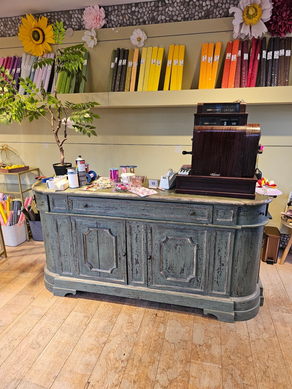 Antieke houten dressoir/toonbank met verweerde look, Ophalen