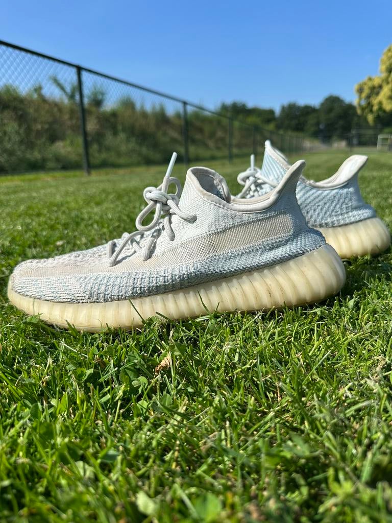YEEZY BOOST 350, Wit, Ophalen of Verzenden, Sneakers of Gympen, Zo goed als nieuw