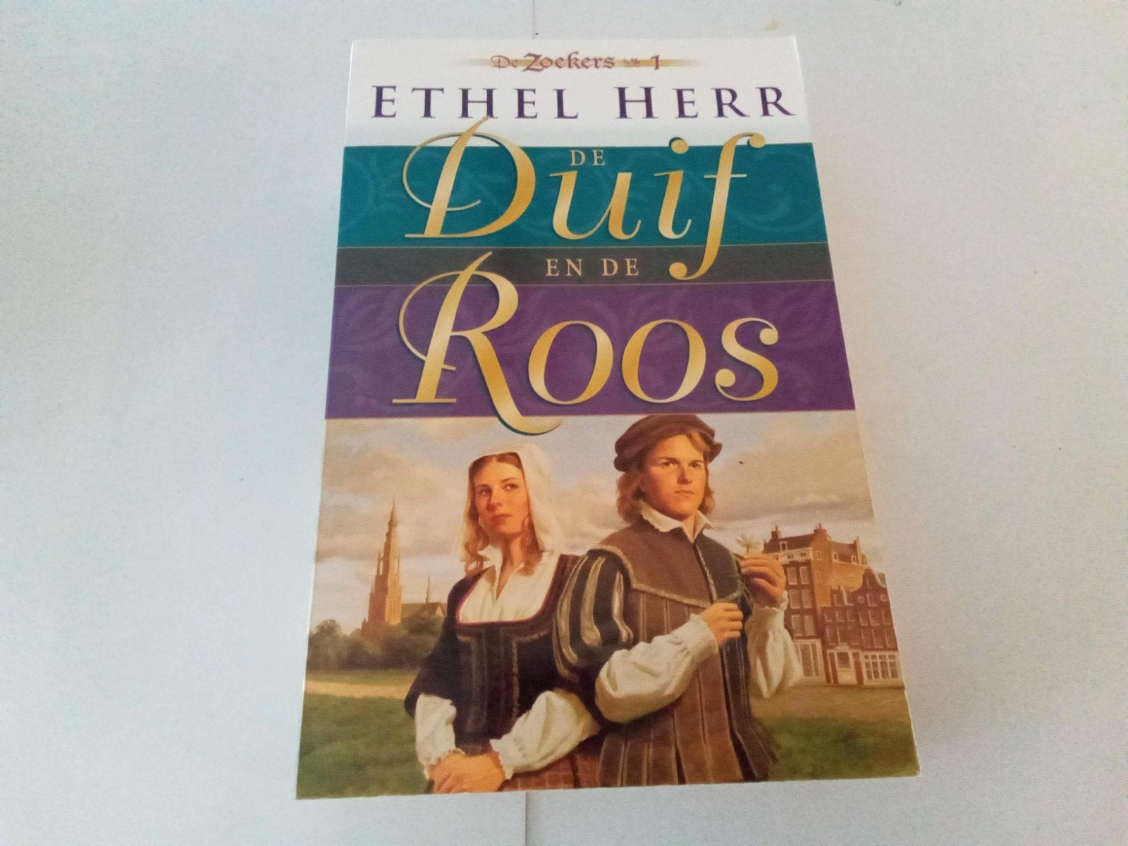 De Duif en de Roos ( Ethel Herr, Ophalen of Verzenden, Zo goed als nieuw