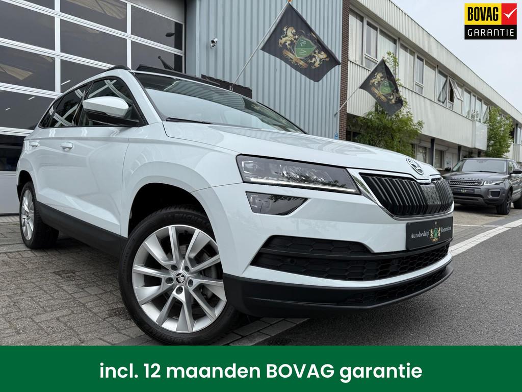 Skoda KAROQ 1.5 TSI ACT Style AUT LED/CAM/S18/LEER/NAVI/PANO, Auto's, Skoda, 12 maanden, 4 cilinders, 690 kg, SUV of Terreinwagen