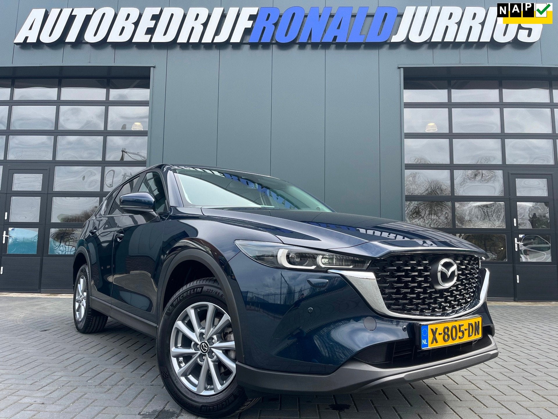 Mazda CX-5 2.0 e-SkyActiv-G M Hybrid 165 Centre-Line NLAuto/, Auto's, Stof, Gebruikt, 4 cilinders, 2000 kg