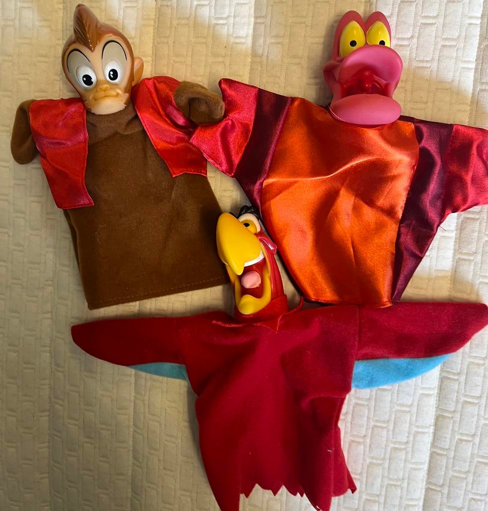Disney Aladdin handpoppen, Ophalen of Verzenden, Zo goed als nieuw, Beeldje of Figuurtje