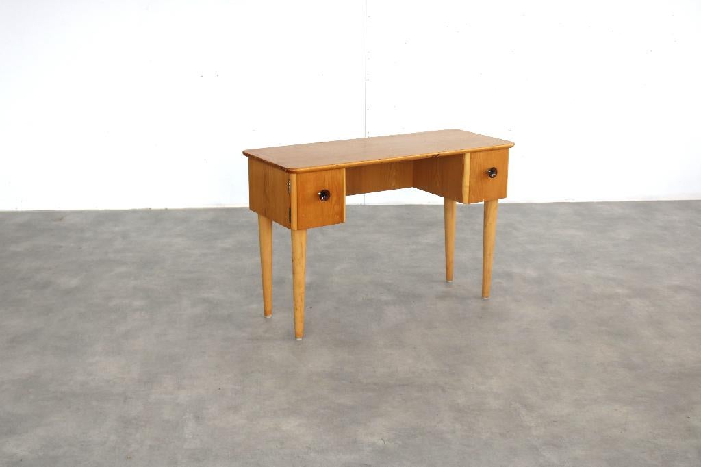 vintage sidetable | kaptafel | jaren 60 | Zweeds, Gebruikt, 100 tot 150 cm, ., Ophalen of Verzenden