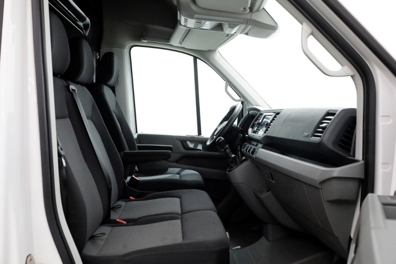 Volkswagen Crafter 35 2.0 TDI 140pk L3H3 (L2H2) Comfortline, Voorwielaandrijving, Dealer onderhouden, Gebruikt, Euro 6