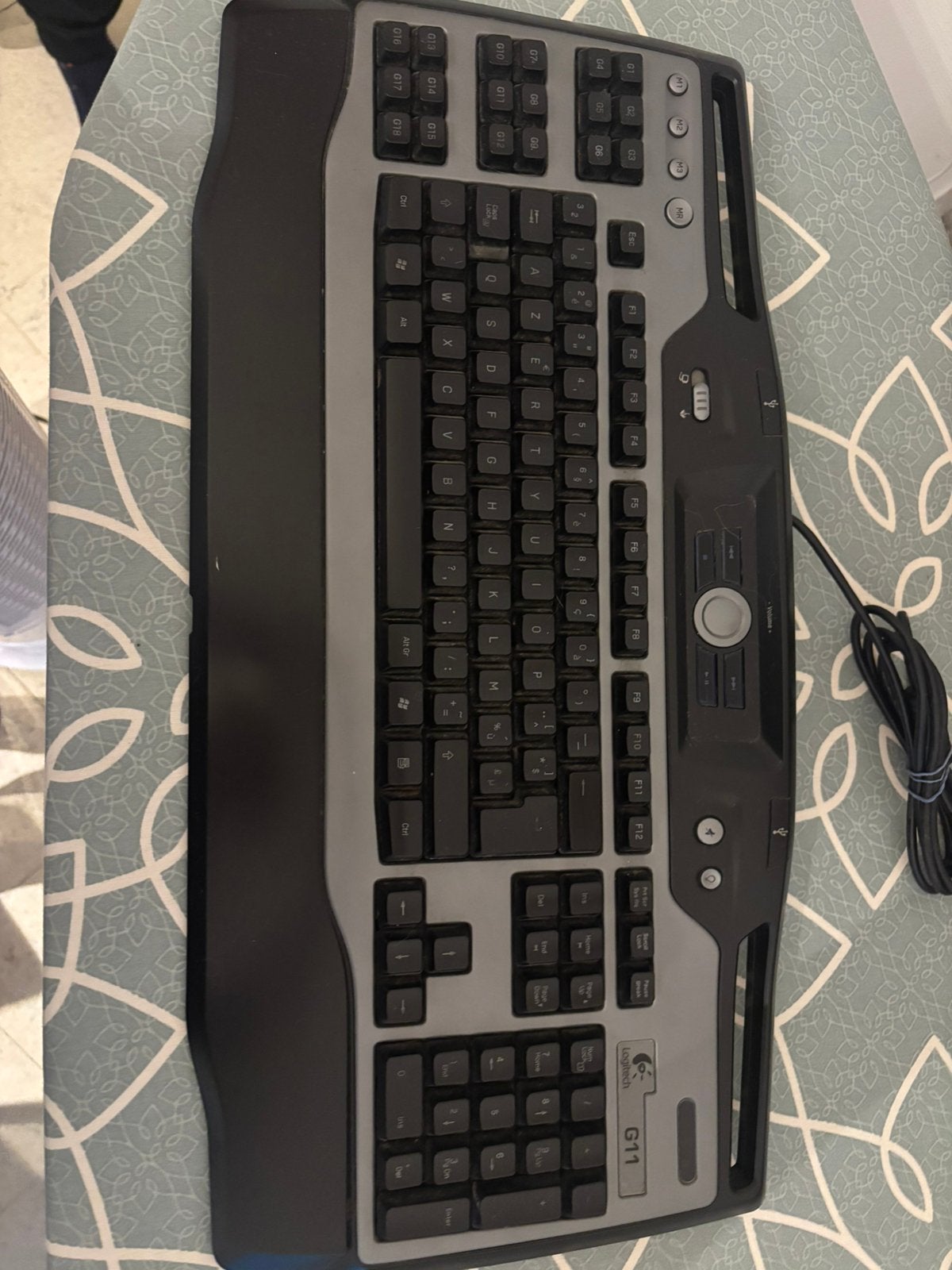 Logitech G11 Gaming Toetsenbord – USB – Verlicht, Computers en Software, Ophalen, Gaming toetsenbord, Zo goed als nieuw, Qwerty