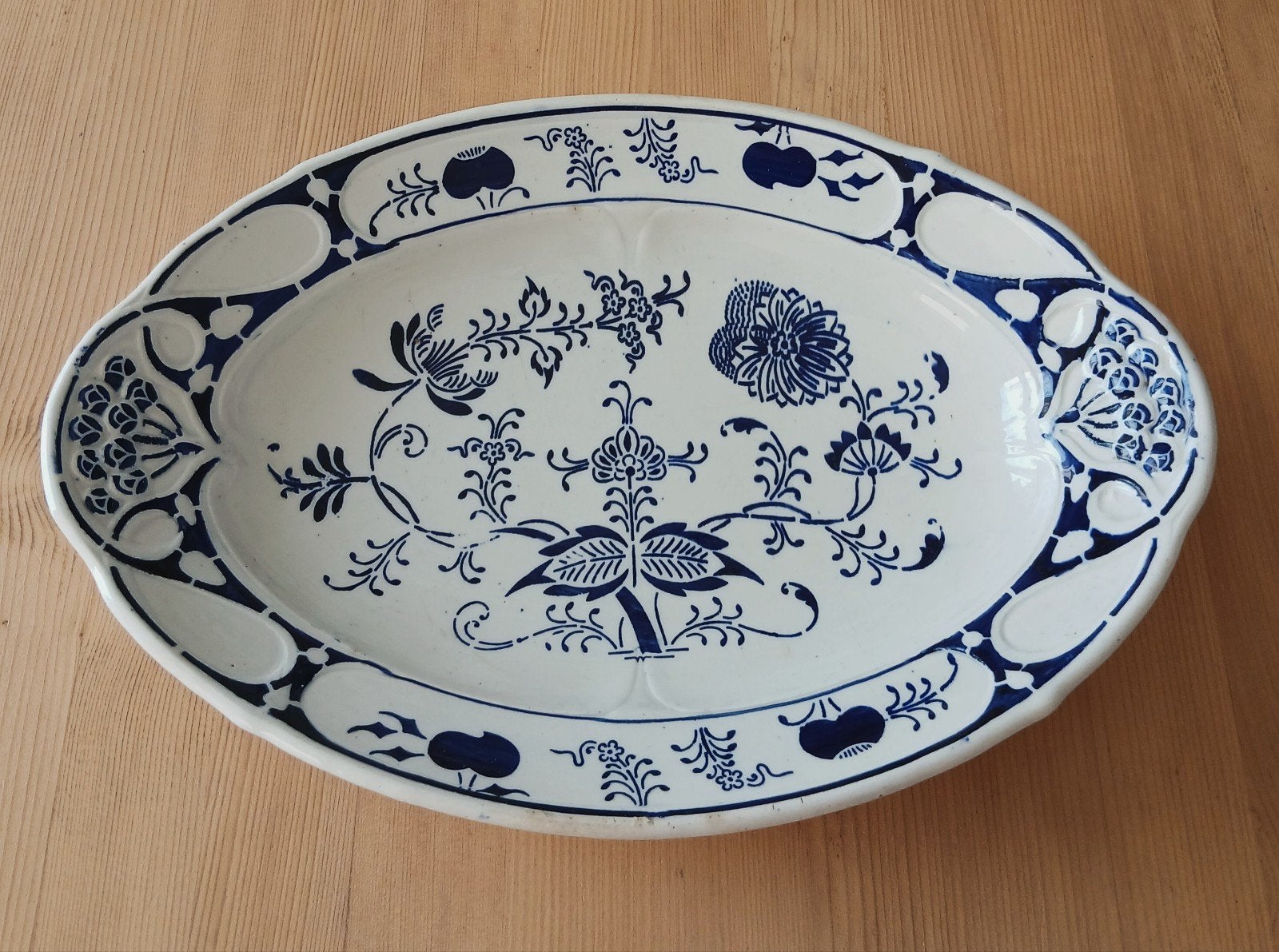 Zwiebelmuster schaal met reliëf, Ophalen of Verzenden