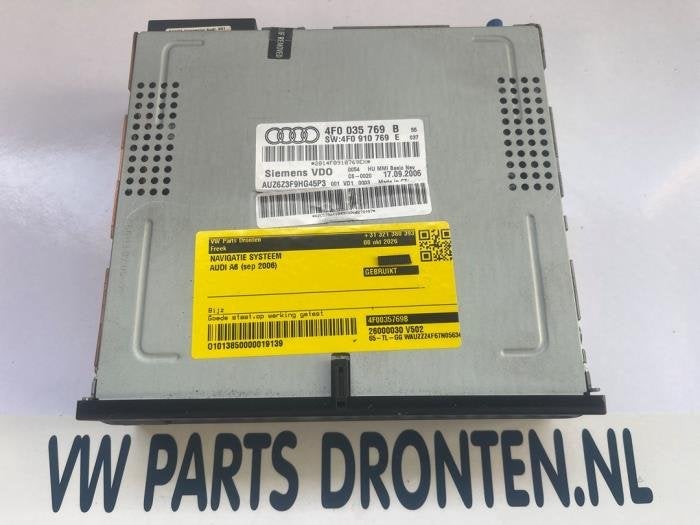 Navigatie Systeem van een Audi A6, Gebruikt, -, Verzenden, -