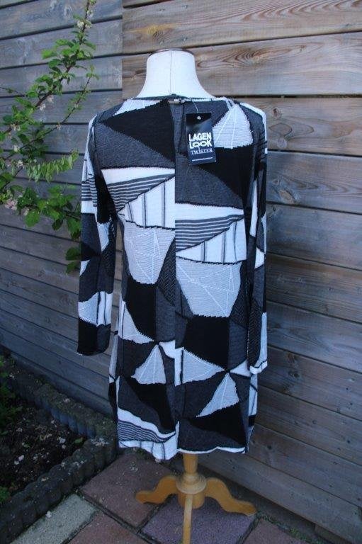 Tuniek zwart/ Offwhite Twister mt 1 (42/44) Nieuw Vaste prij, Zwart, Maat 42/44 (L), Nieuw, Ophalen of Verzenden