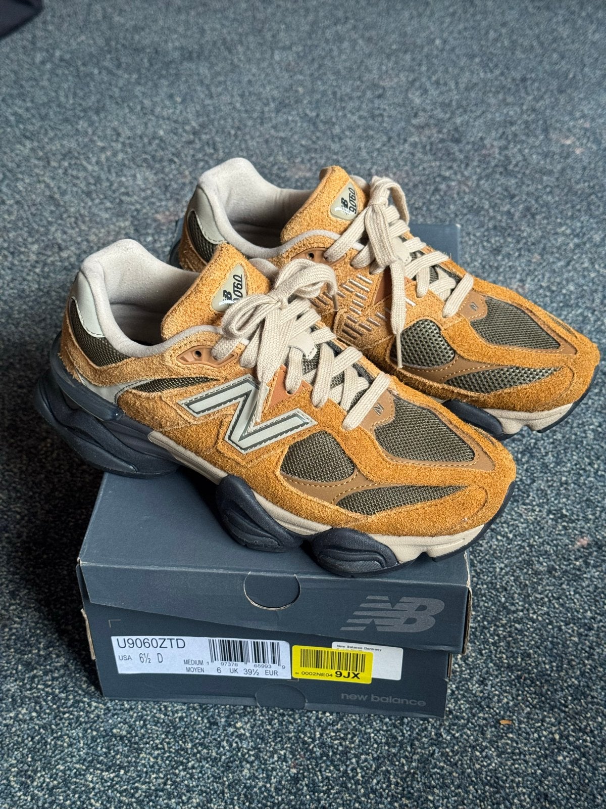 New Balance U9060ZTD Sneakers New Balance 9060, Oranje, Ophalen of Verzenden, Sneakers of Gympen, Zo goed als nieuw