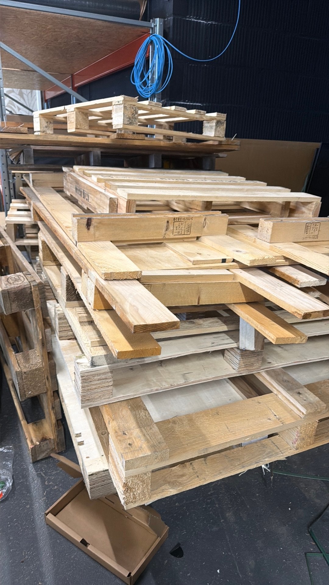 Gratis pallets af te halen, Ophalen, Zo goed als nieuw, 50 mm of meer, Pallet