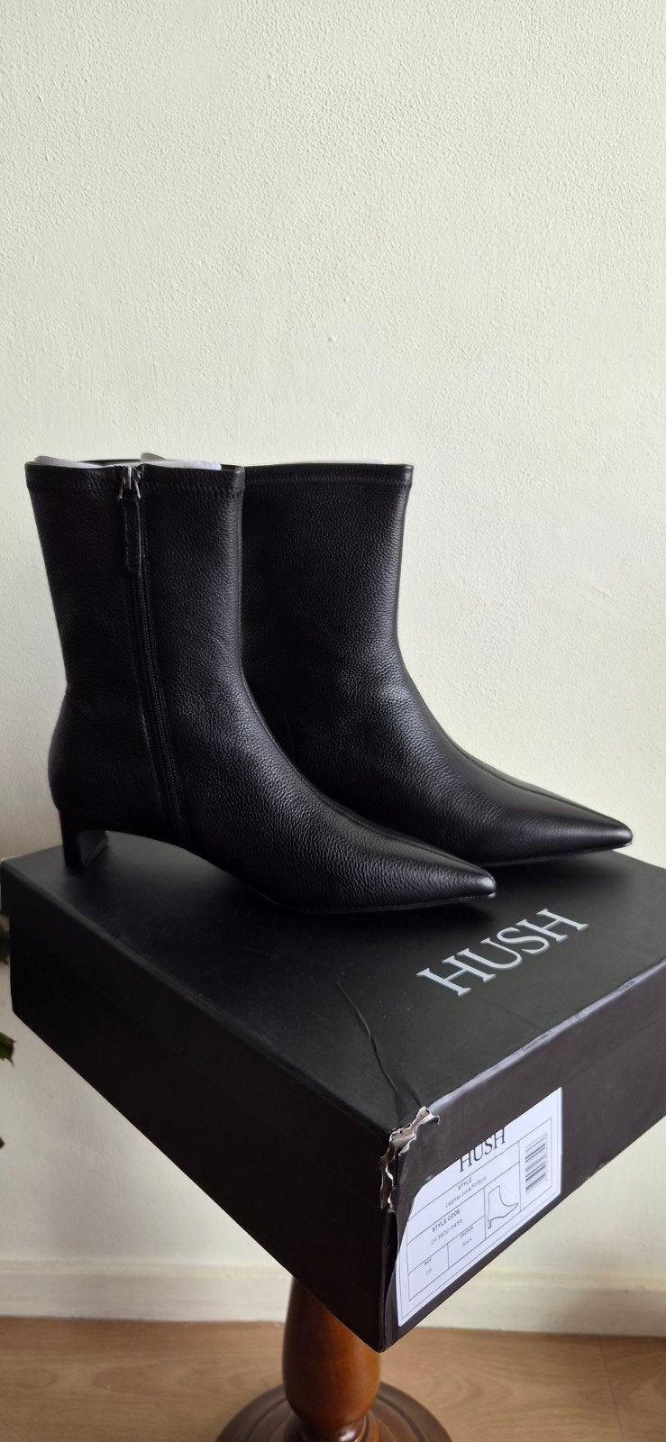 Hush Zwarte Leren Enkellaarzen Maat 38, Kleding | Dames, Schoenen, Zwart, Lage of Enkellaarzen, Nieuw, Ophalen of Verzenden