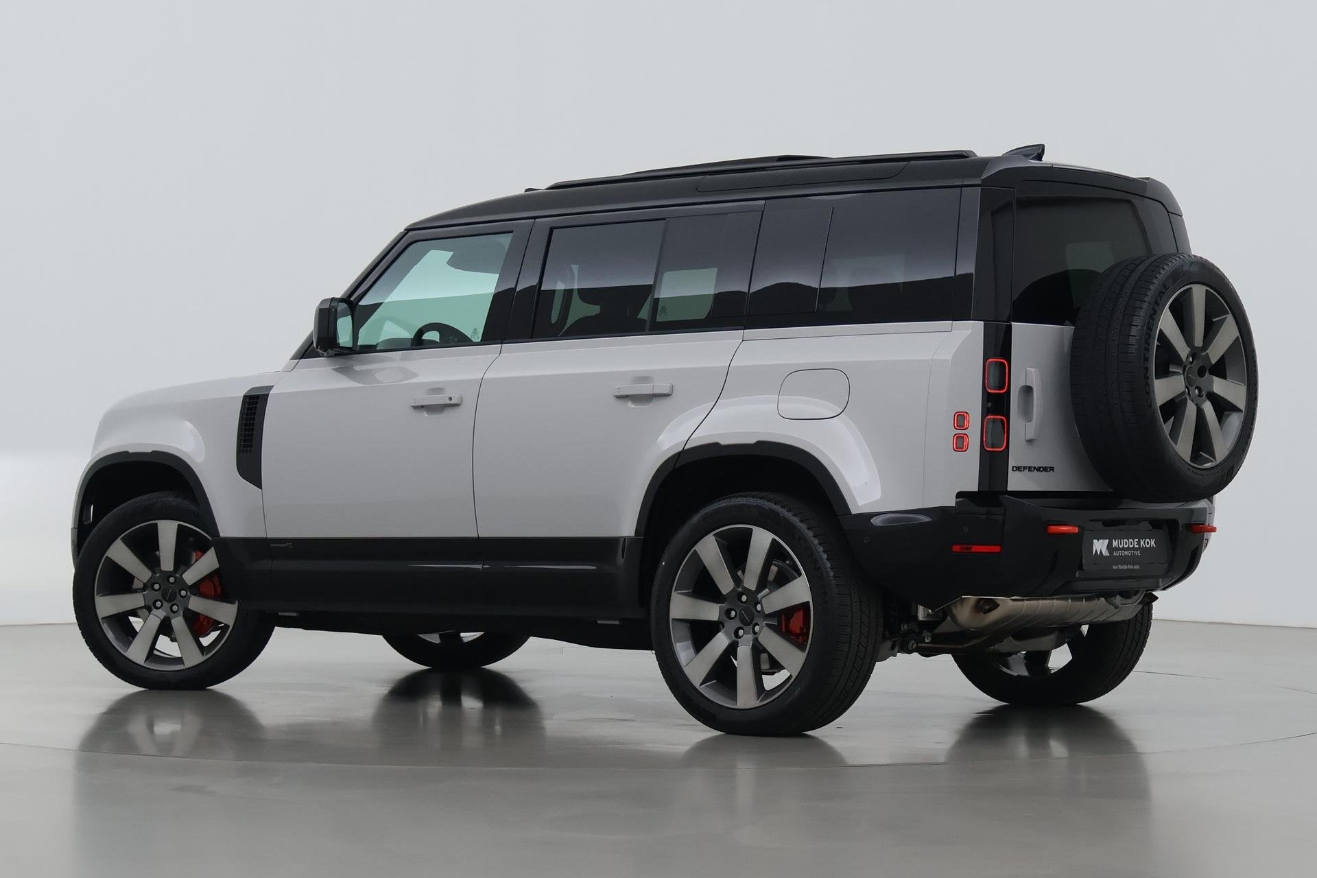 Land Rover Defender 2.0 P300e 110 X | FACELIFT | ClearSight, Automaat, Gebruikt, Euro 6, 4 cilinders