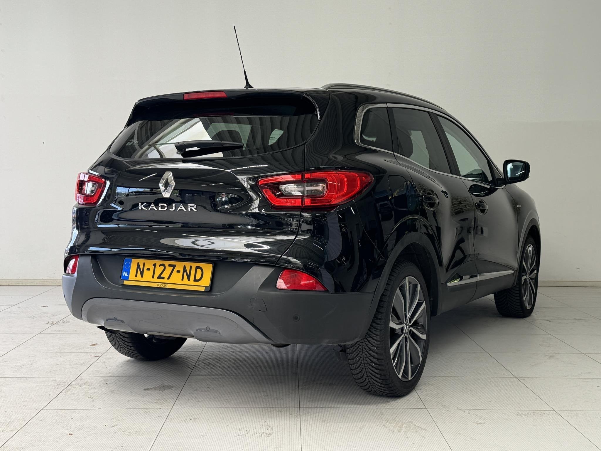 Renault Kadjar 1.2 TCe Bose | Navigatie | Automaat | Parkeer, Auto's, Kadjar, Gebruikt, 4 cilinders, Met garantie (alle)