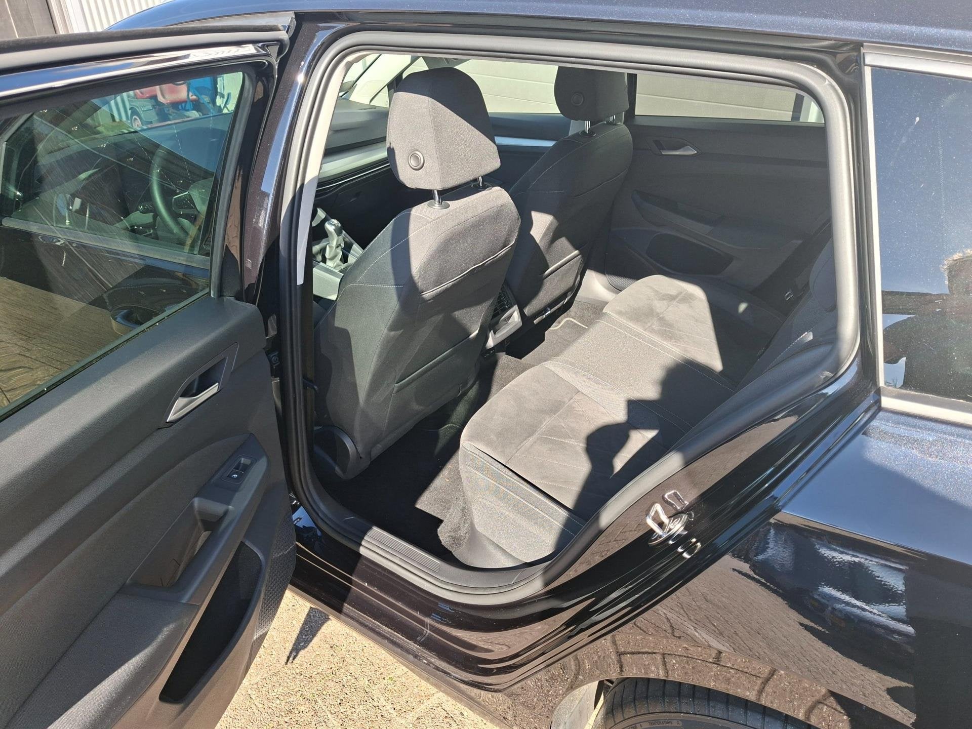 Foto 17 van Volkswagen Golf Variant 1.5 TSI Virtual Apple car. Stoelverw