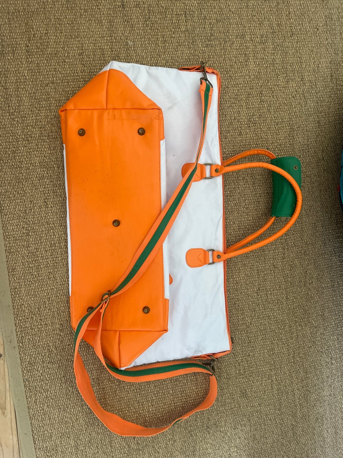 Nieuwe praktische weekendtas (Postcodeloterij), Sieraden, Tassen en Uiterlijk, Tassen | Reistassen en Weekendtassen, Ophalen, 40 tot 60 cm