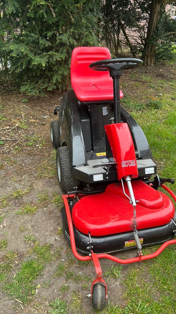 Zo goed als nieuwe gtm zitmaaier hydrostaat, Ophalen, Zo goed als nieuw, 50 cm of meer