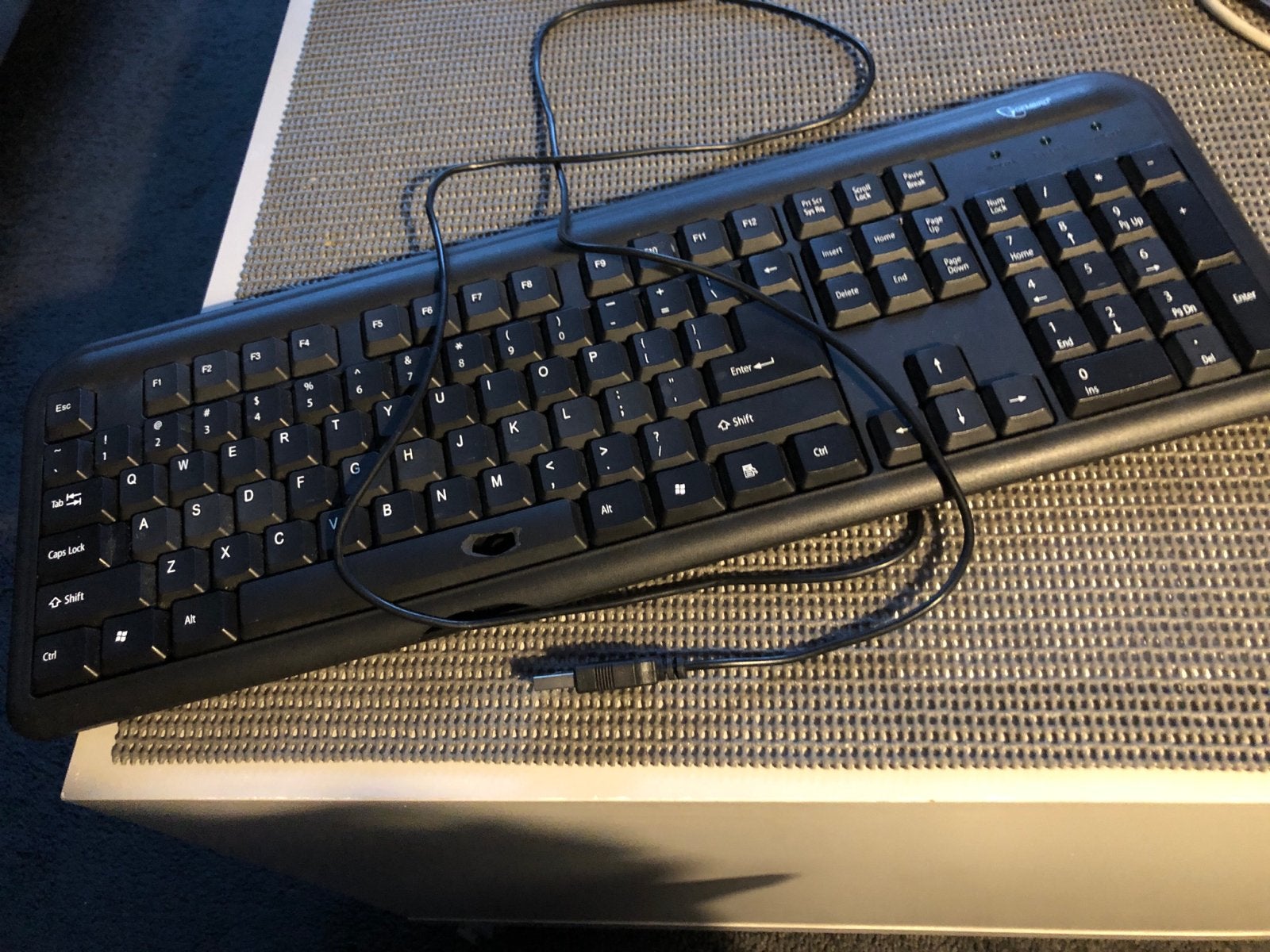 Gembird Standaard Toetsenbord KB-U-101 - Bedraad QWERTY, Gebruikt, Ophalen of Verzenden, Qwerty, Numeriek gedeelte