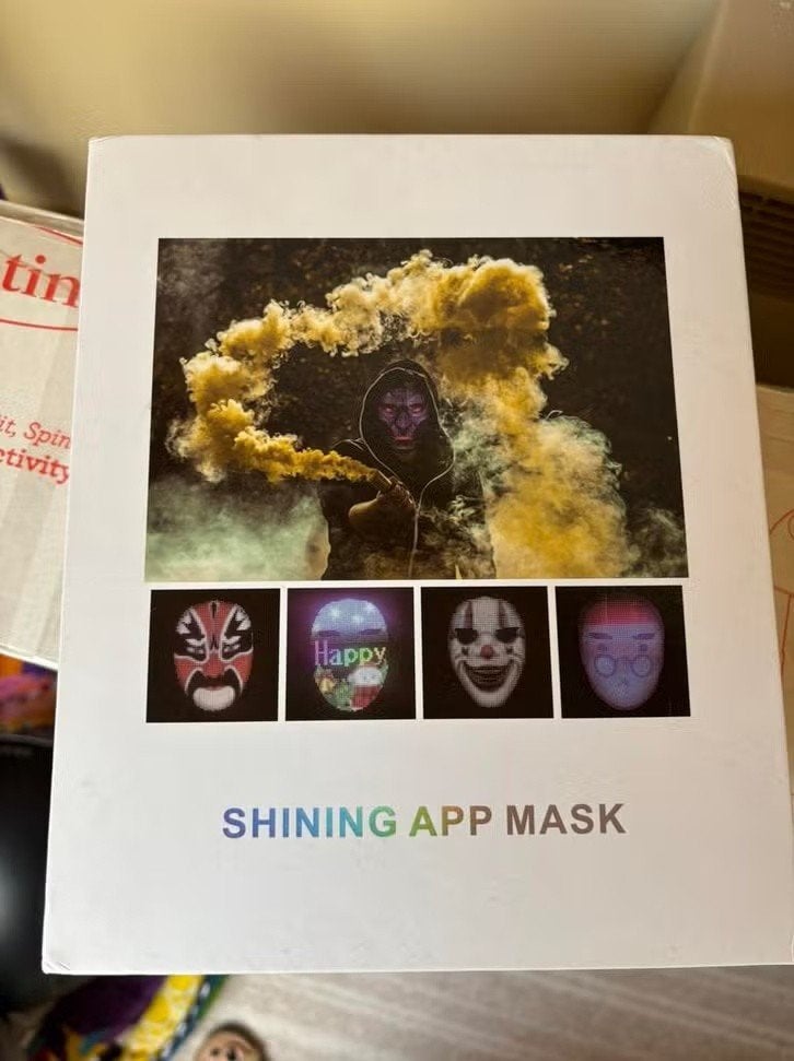 Programmeerbaar LED-masker met app - z.g.a.n., Ophalen, Zo goed als nieuw, Accessoires