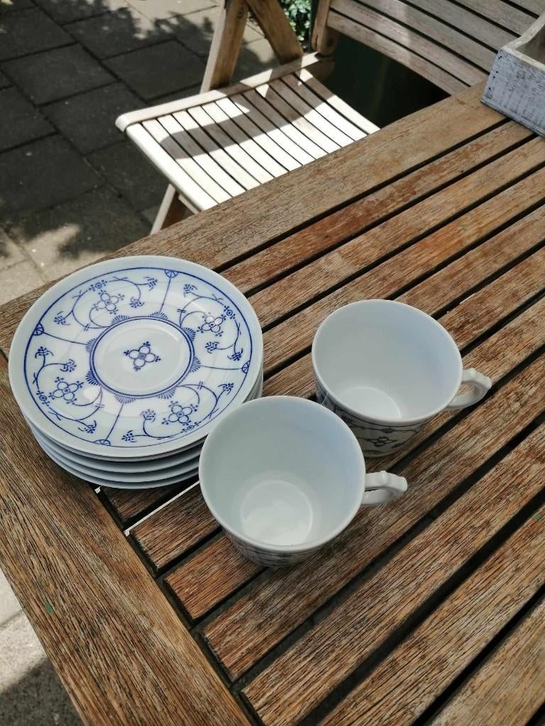 Blauw Saks 2 kopjes en 5 bordjes, Ophalen, Gebruikt, Overige stijlen, Kop(pen) en/of Schotel(s)