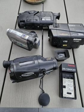 Vintage Videocamera Collectie: Samsung, Medion, Hitachi, Ophalen of Verzenden, Overige soorten, Camera