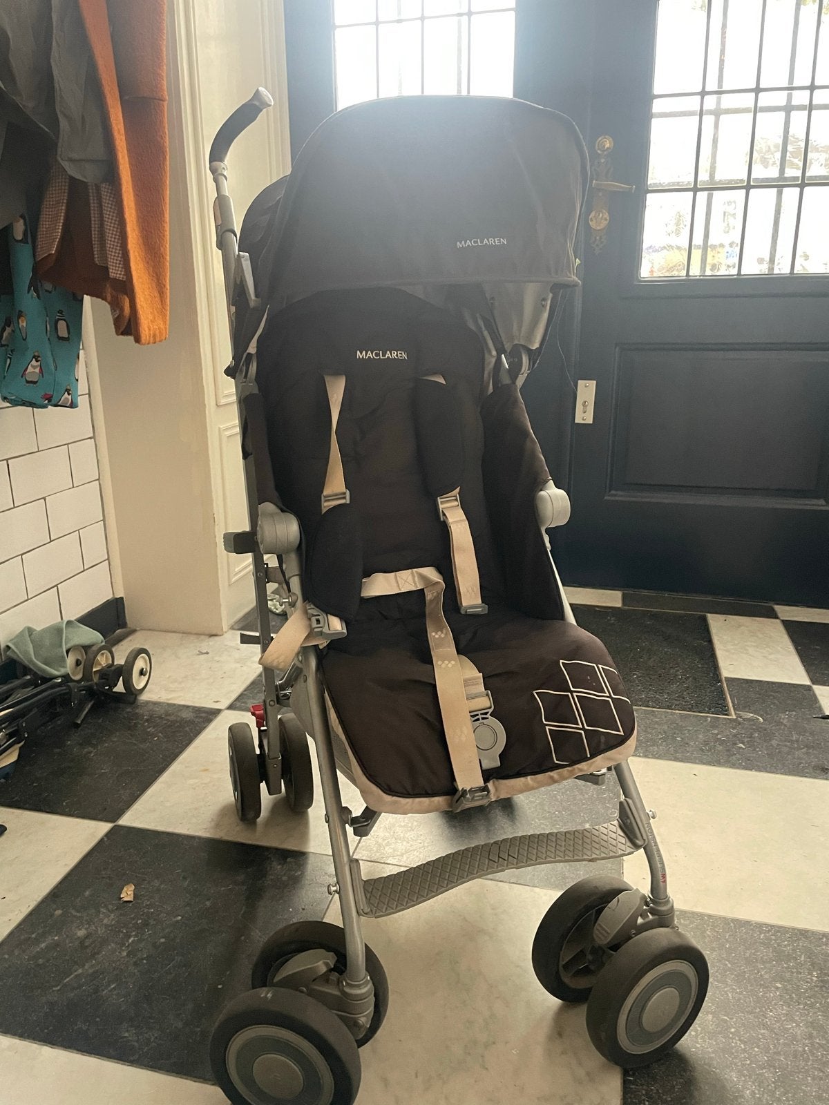 Oude maar onverwoestbare McLaren Techno TX buggy, Ophalen, Gebruikt, Maclaren, Verstelbare rugleuning